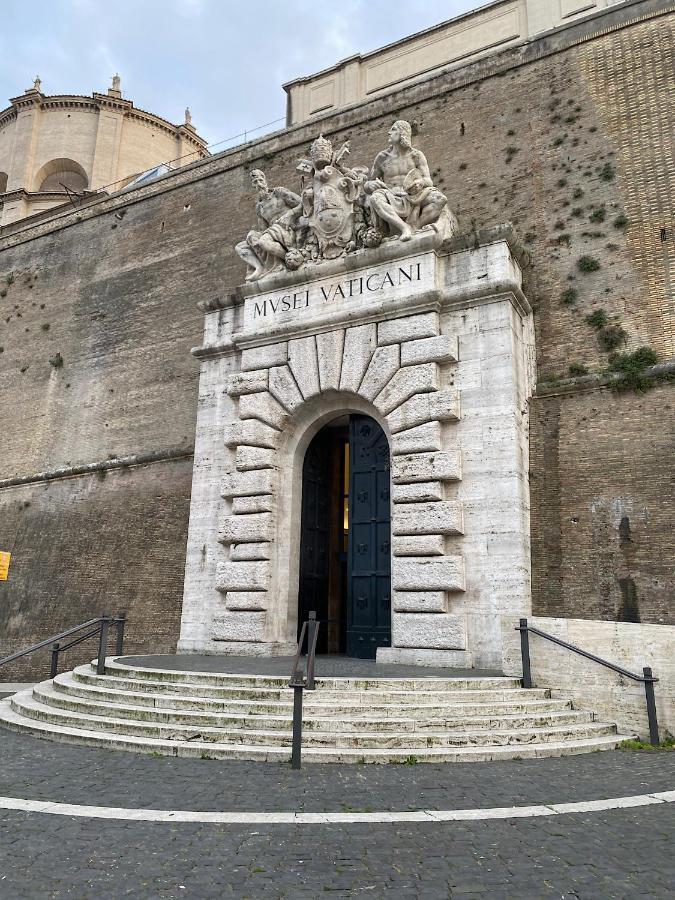 Eletta Pensión Roma